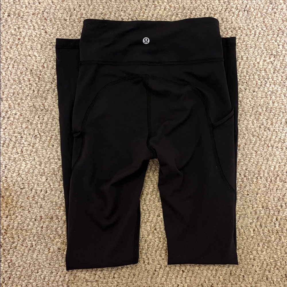 Black lululemon leggings